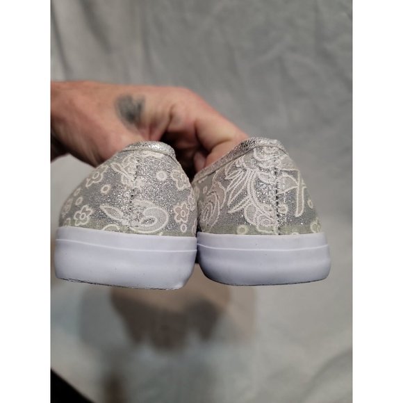 Austin Trading Company Floral Silver Glitter Slip On Shoes Girls Size 5 - Picture 4 of 7